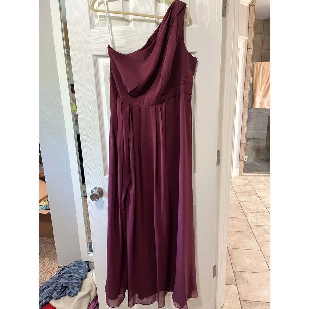 David’s Bridal Garnet Bridesmaid Dress